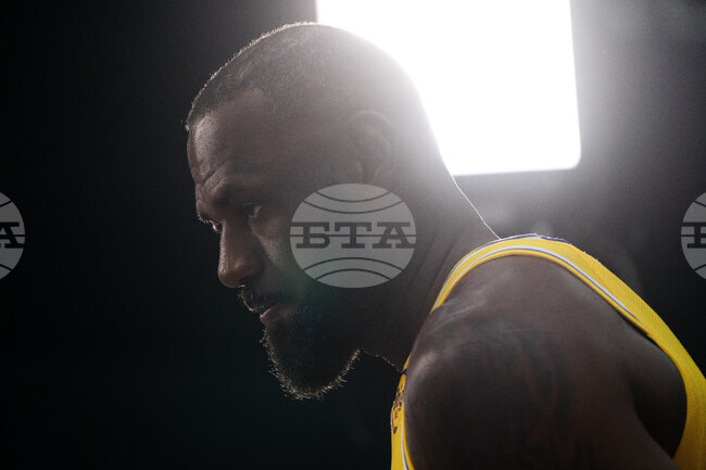 ЛеБрон Джеймс се завърна на тренировки с Лос Анджелис Лейкърс