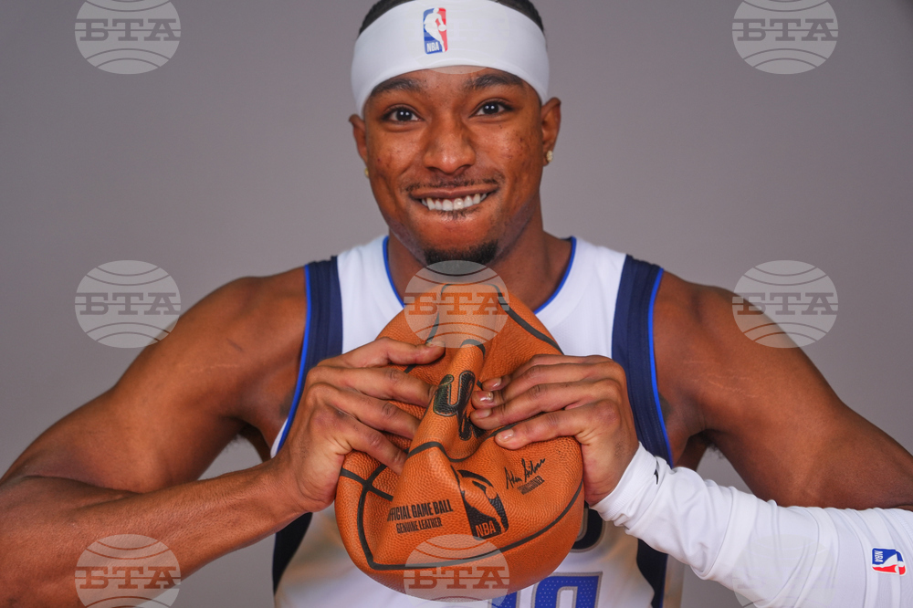 Гард на Далас Маверикс бе арестуван за притежание на марихуана