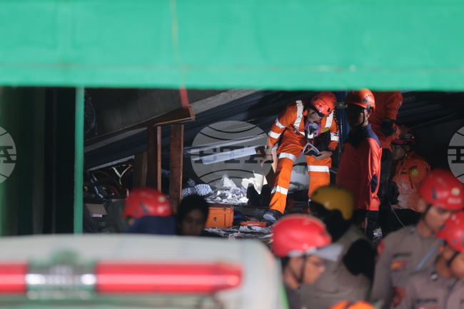 Indonesia School Collapsed