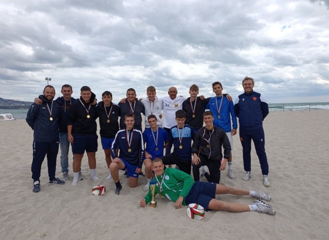 Ботев (Нови пазар) спечели турнира "Национална лига по плажен футбол" във Варна