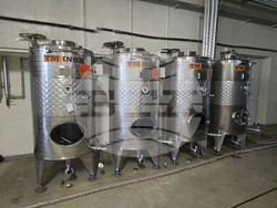 Плевен - изба "Гривица" - собствени лозя