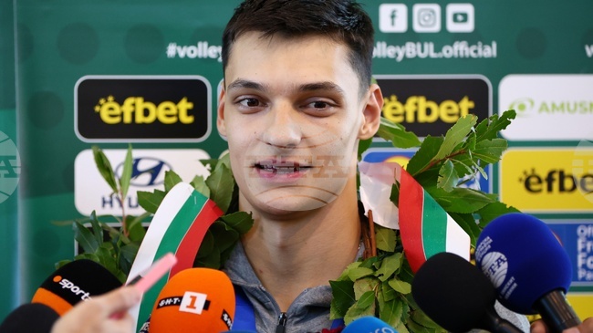 Александър Николов и Кучине Лубе Чивитанова загубиха в три гейма срещу Пиаченца във волейболния шампионат в Италия