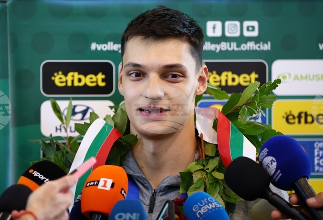 Първите думи на баща ми след финала бяха, че се гордее с нас, разкри Александър Николов