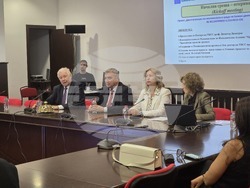 Университет за национално и световно стопанство (УНСС) - проект - "Център за компетентност дигитализация на икономиката в среда на големи данни" - среща