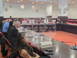 Университет за национално и световно стопанство (УНСС) - проект - "Център за компетентност дигитализация на икономиката в среда на големи данни" - среща