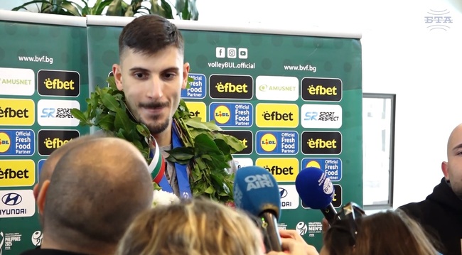 Алекс Грозданов: "Най-голямата ни награда е, че изкарахме целия народ на улицата"