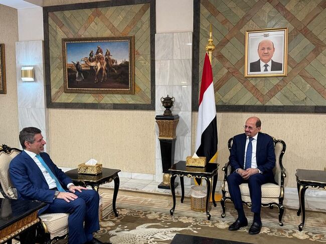 САБА: Министърът на външните работи на Йемен се срещна с посланика на САЩ в Йемен 