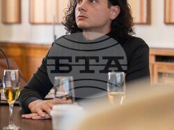 В Народния театър „Иван Вазов“ започнаха репетициите на танцовия спектакъл „Там (Locus Amoenos)“. Снимка: Стефан Здравески/Народен театър