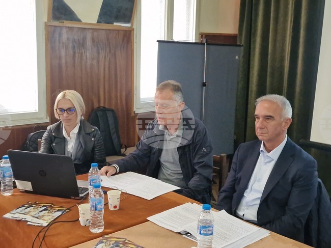 Златарица – Национална информационна кампания за въвеждане на еврото - дискусия