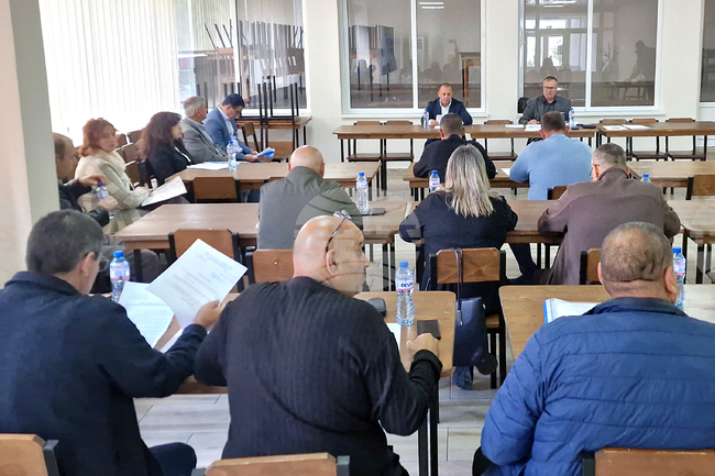 Общинският съвет в Златарица прие годишния план за ползване на дървесина от общинските горски територии за 2026 г.