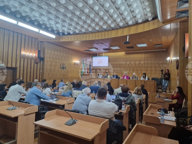 Новата учебна година започва с маломерни и слети паралелки в шест училища в Община Разград, решиха съветниците