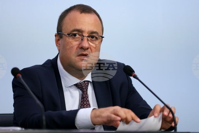 Крайната цел е до края на годината Плевен да остане само на нощен режим на водата, каза регионалният министър Иван Иванов