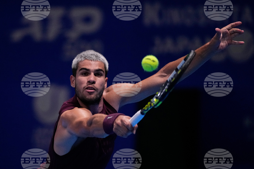 Камерън Нори отстрани Карлос Алкарас във втория кръг на турнира по тенис "Мастърс" в Париж