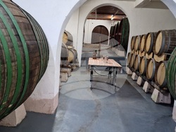 Село Осмар - Винарска изба „Осмар“