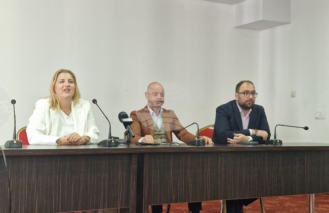 Пловдив - пресконференция - безвъзмездна финансова помощ