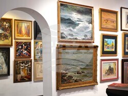 Над 150 картини на стойност над 250 000 евро ще бъдат показани в аукцион в София. Снимка: Artmark