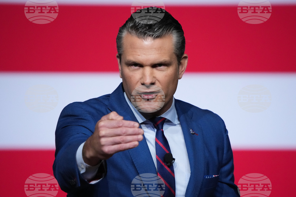 Страните от Латинска Америка са изправени пред изпитанието да останат "западни" и "християнски", каза американският министър на отбраната