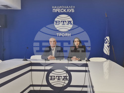 Национален пресклуб на БТА Троян - депутат от ПП "Възраждане" Ивелин Първанов - общински съветник от групата на ПП "Възраждане" Глория Данчева - пресконференция