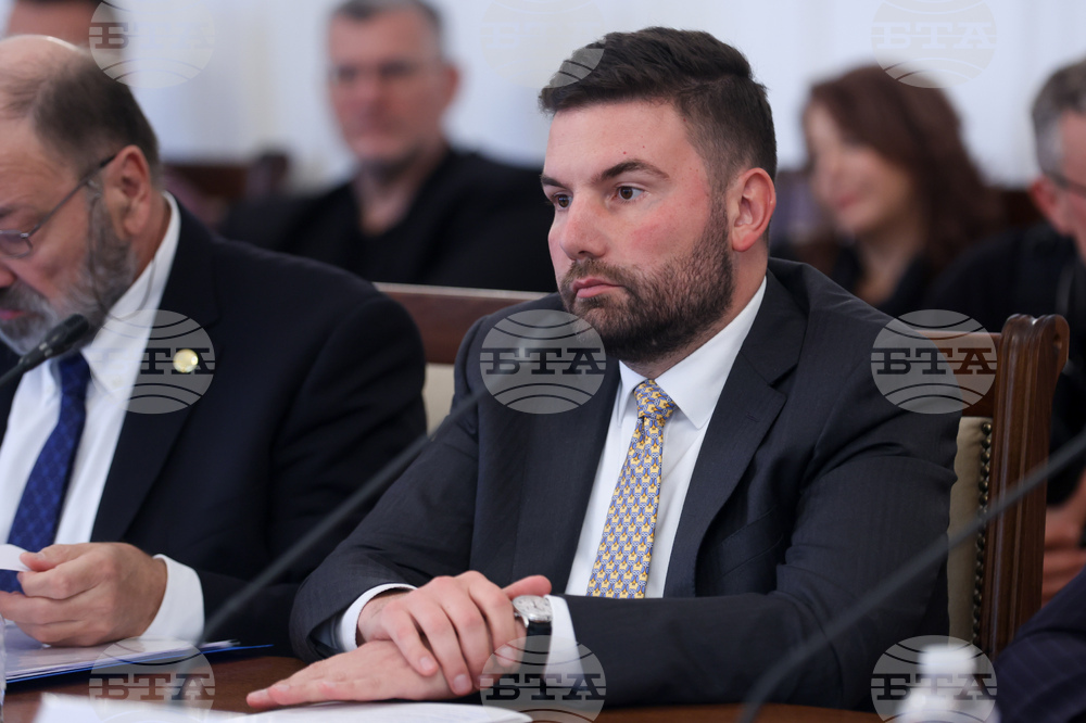Народно събрание - „(не?)Победимите пандемии – Затлъстяването“ - кръгла маса