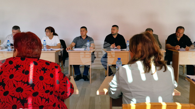 Общинските съветници във Велики Преслав гласуваха докладна записка за проблемите и дейностите в село Суха река