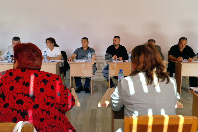 Общинските съветници във Велики Преслав гласуваха докладна записка за проблемите и дейностите в село Суха река