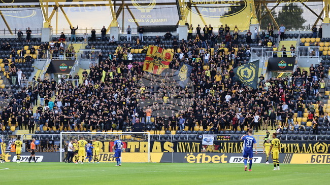 Ботев (Пловдив) пусна в продажба билетите за първото си домакинство от пролетния дял на Първа лига