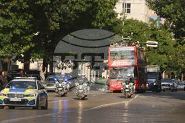 Национален отбор на България по волейбол - посрещане - парад - автобус