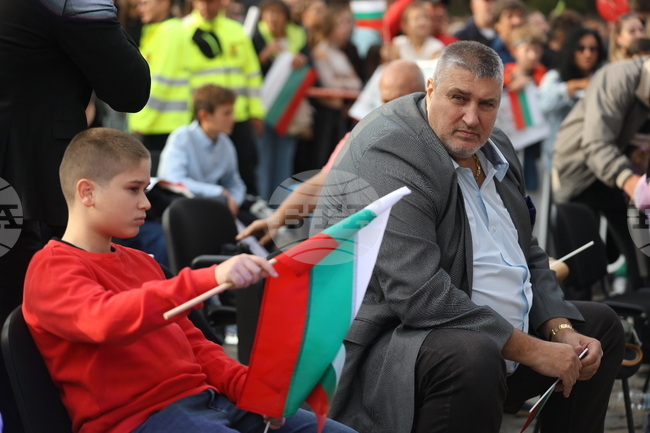 Любомир Ганев към привържениците на волейбола в България: "Усещахме ви и във Филипините"