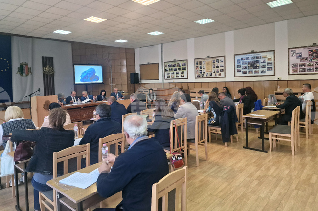 Общинският съвет в Кубрат актуализира структурата и числеността на общинската администрация