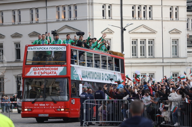 Bulgaria Hails Volleyball Heroes after World Silver