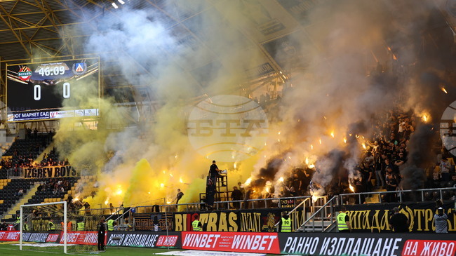 Ботев (Пловдив) пусна в продажба нови клубни карти