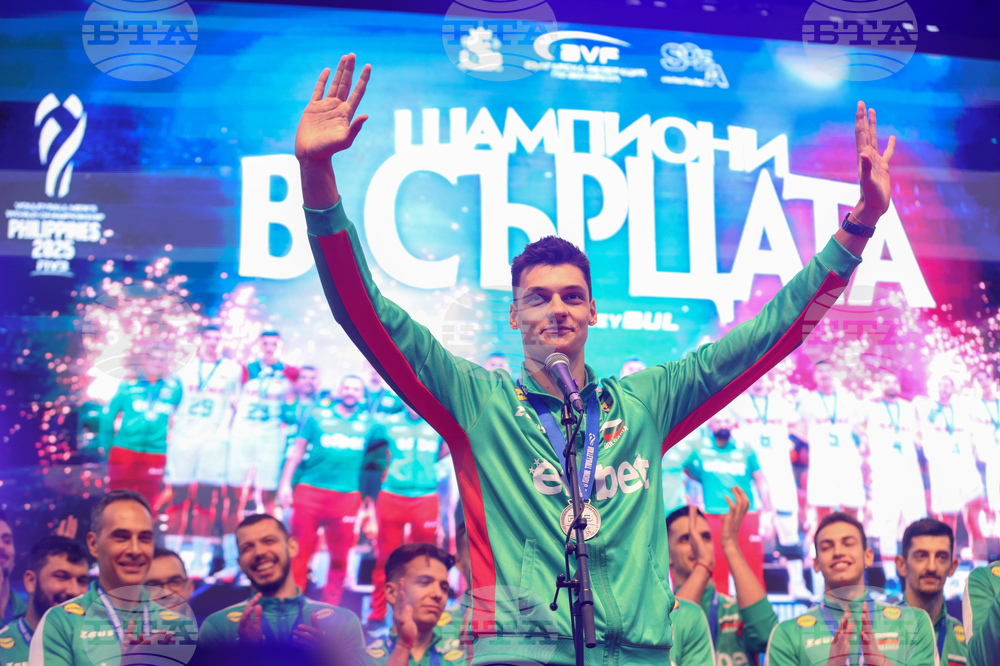 Александър Николов бе най-резултатен за трета поредна победа на Чивитанова в италианската волейболна Суперлига