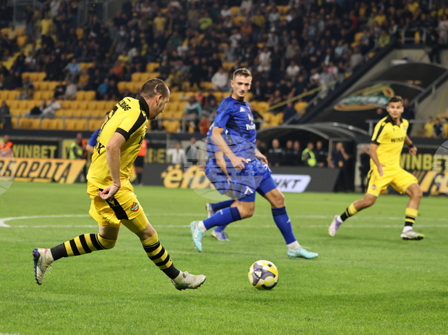 Тодор Неделев поднови тренировки с Ботев (Пловдив) преди гостуването на Спартак (Варна) в турнира за Купата на България