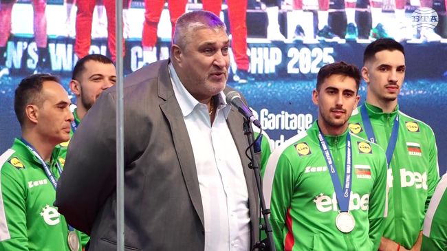 Любомир Ганев към привържениците на волейбола в България: „Усещахме ви и във Филипините“