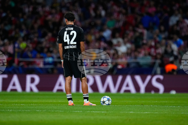 Айнтрахт Франкфурт ще бъде без Джан Узун в мача от Шампионската лига срещу Наполи 