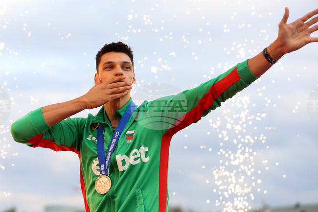 Чивитанова с Алекс Николов отново записа успех в италианската Суперлига, Гротадзолина с Илия Петков и Георги Татаров загуби от Падуа