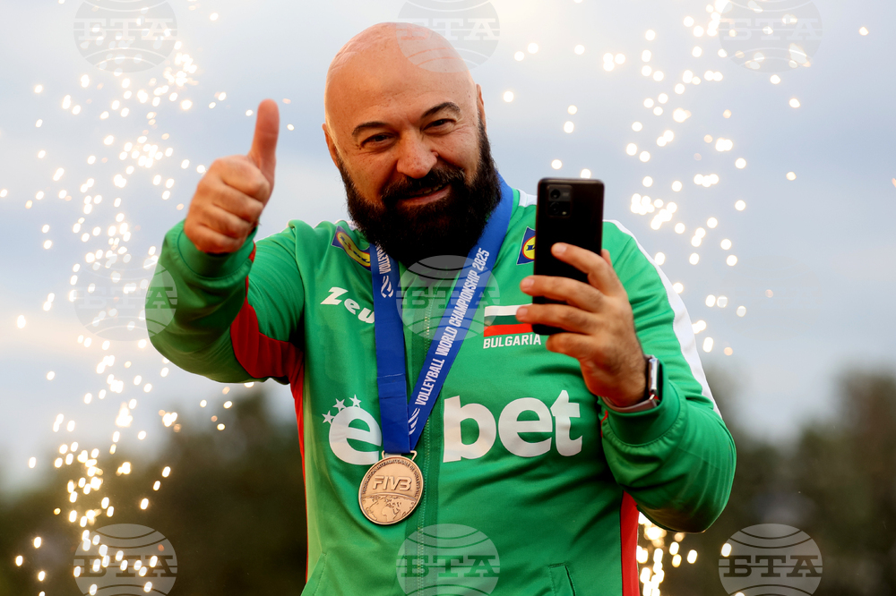 Волейболният треньор Франческо Кадеду: "Ще се опитам да внеса някои от идеите от националния отбор в Нефтохимик 2010, за да ни помогнат да се усъвършенстваме"