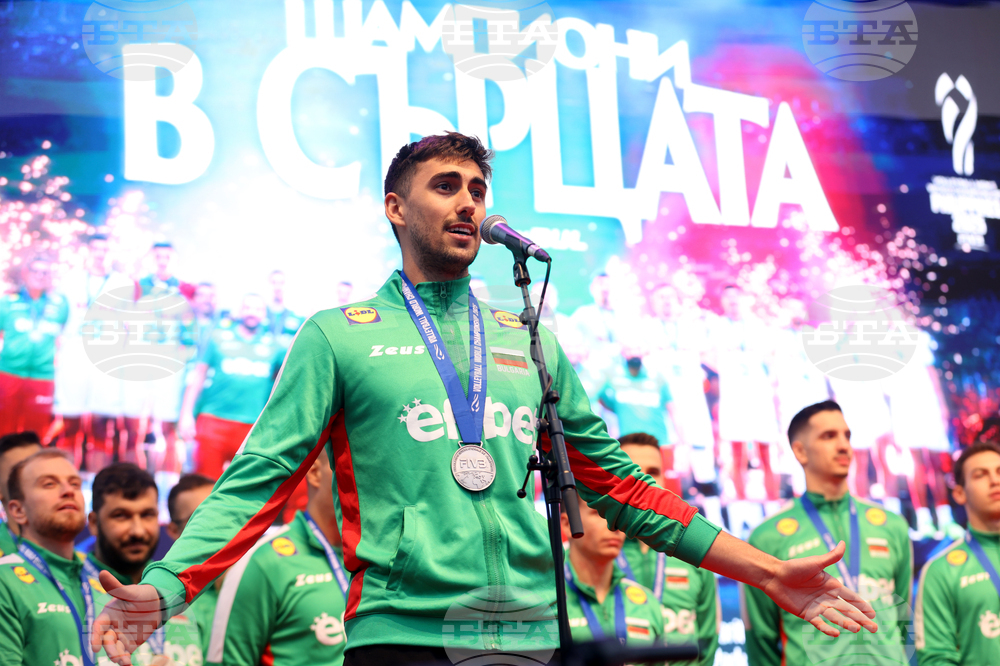 Национален отбор по волейбол - официално посрещане - Велислав Антов