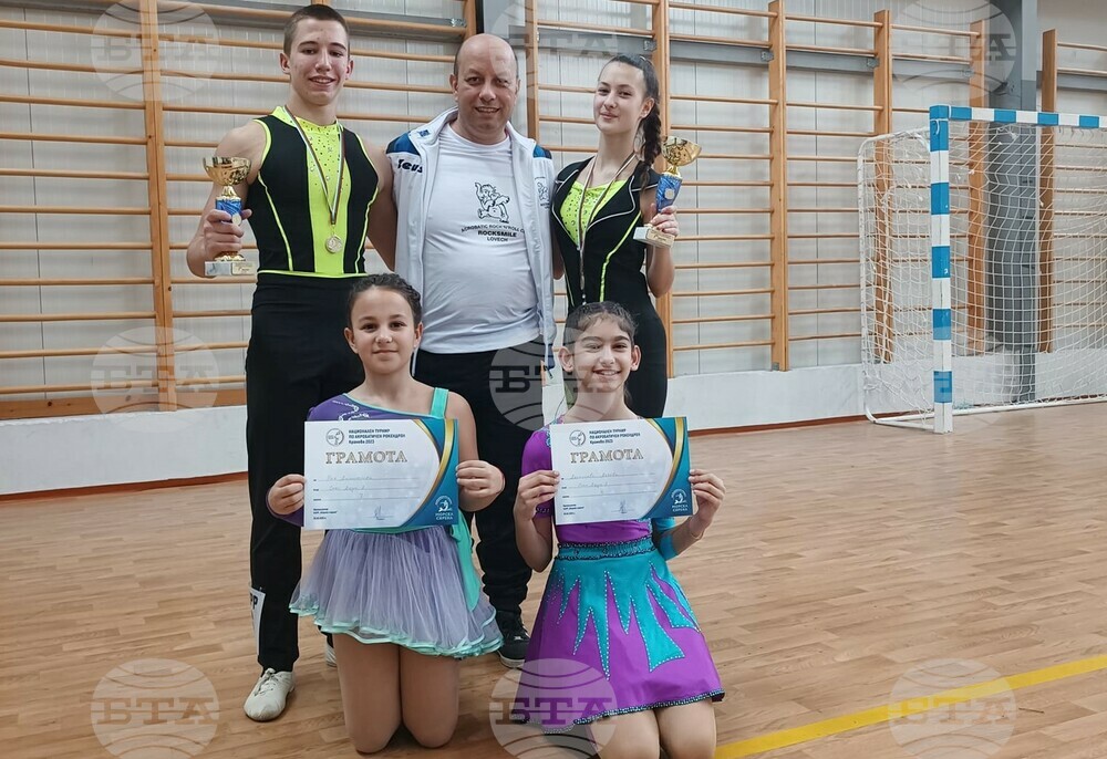 Община Ловеч: „Роксмайл“ завоюва купи на първото състезание за сезона в Кранево