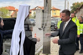 Самоков - храм „Покров Богородичен“ - патрирах Даниил - литургия
