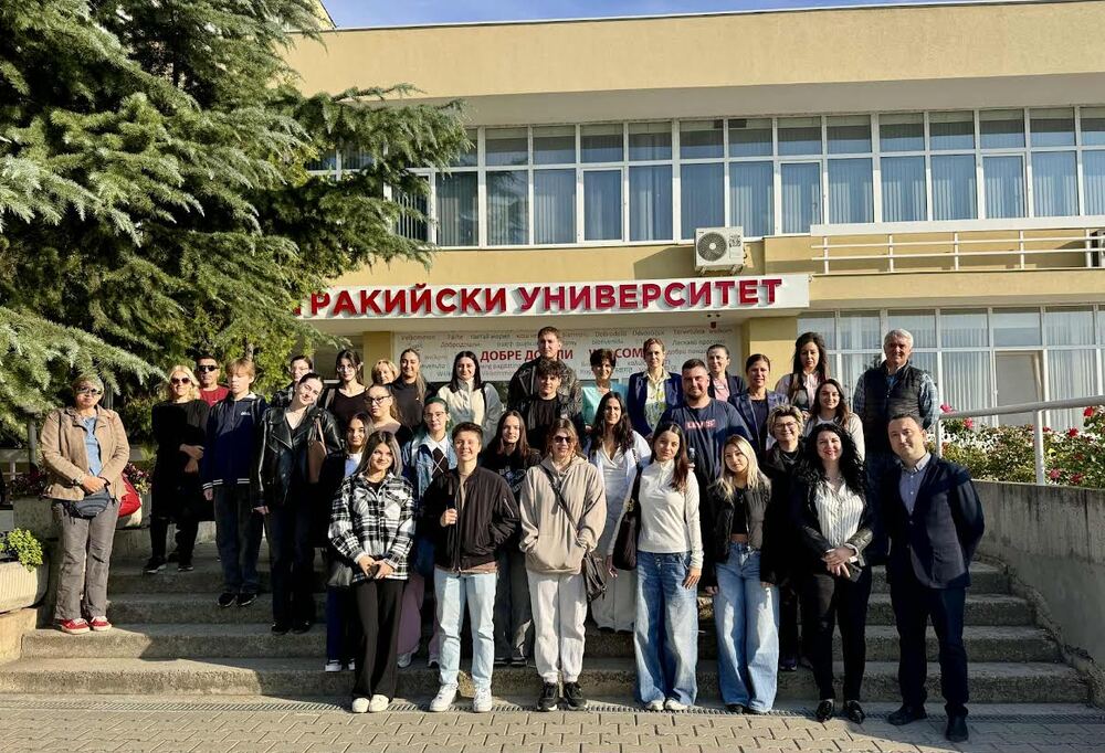 Центърът за езиково и специализирано обучение на чуждестранни граждани при Тракийския университет в Стара Загора откри учебната година