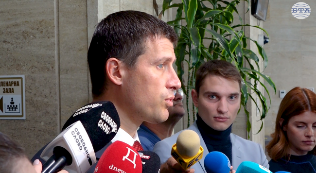 Трябва да се оптимизират държавните структури, да се види от кои има нужда, каза лидерът на "Величие" Ивелин Михайлов