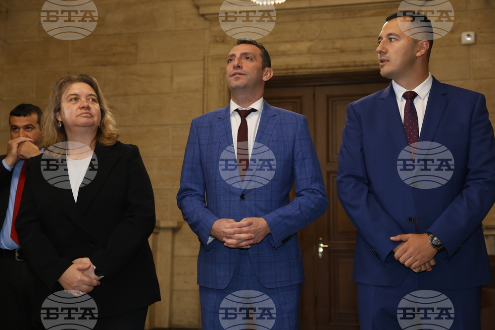 Народно събрание - волейболисти - награждаване