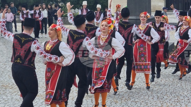 Котел ще бъде домакин на детския конкурс „Фолклорна огърлица“