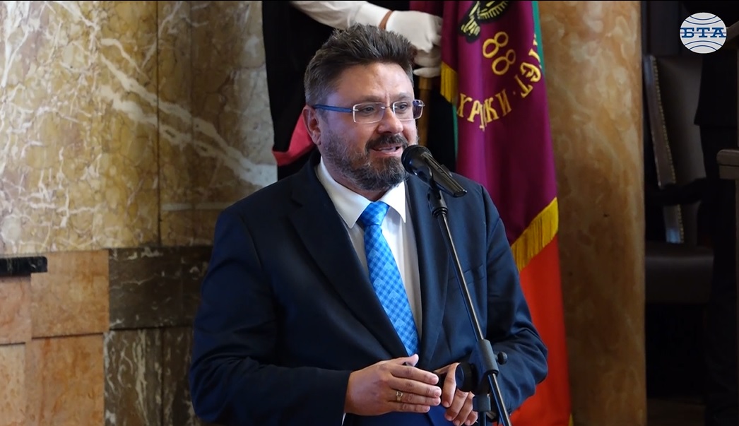 Според новините на БТА през миналата година Софийският университет е сред висшите ни училища с най-много чуждестранни студенти, каза Кирил Вълчев Според новините на БТА през миналата година Софийският университет е сред висшите ни училища с най-много чуждестранни студенти, каза Кирил Вълчев