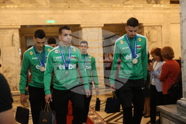 Народно събрание - волейболисти - награждаване