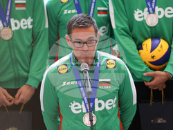 Народно събрание - волейболисти - награждаване