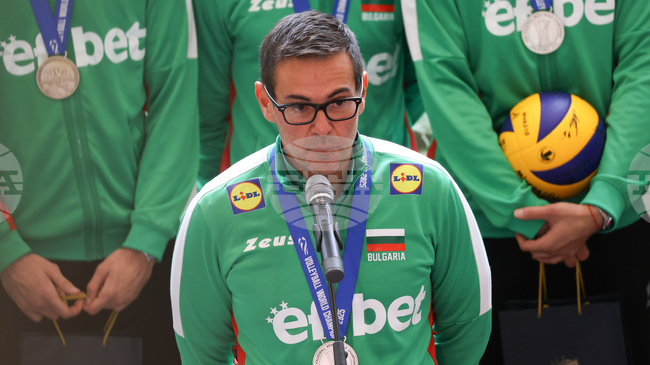 Селекционерът на мъжкия национален отбор по волейбол Джанлоренцо Бленджини обяви разширения списък на тима за предстоящото издание на Лигата на нациите