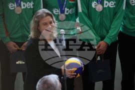 Народно събрание - волейболисти - награждаване