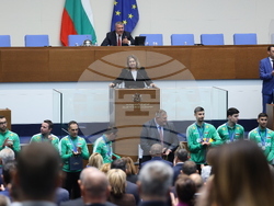 Народно събрание - волейболисти - награждаване